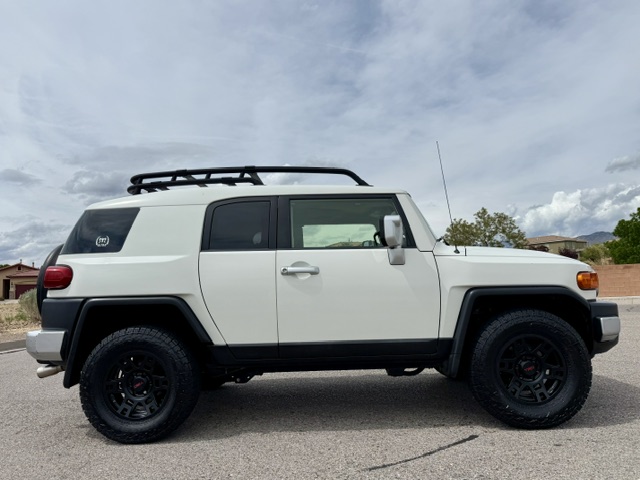 2013 Toyota FJ Cruiser Sport Utility 2D
