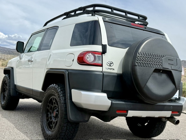 2013 Toyota FJ Cruiser Sport Utility 2D
