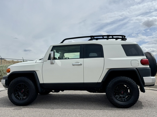 2013 Toyota FJ Cruiser Sport Utility 2D
