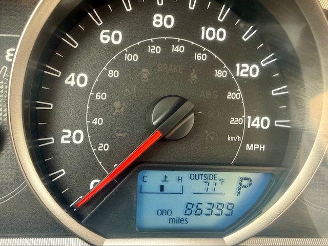 2013 Toyota RAV4 LE Sport Utility 4D