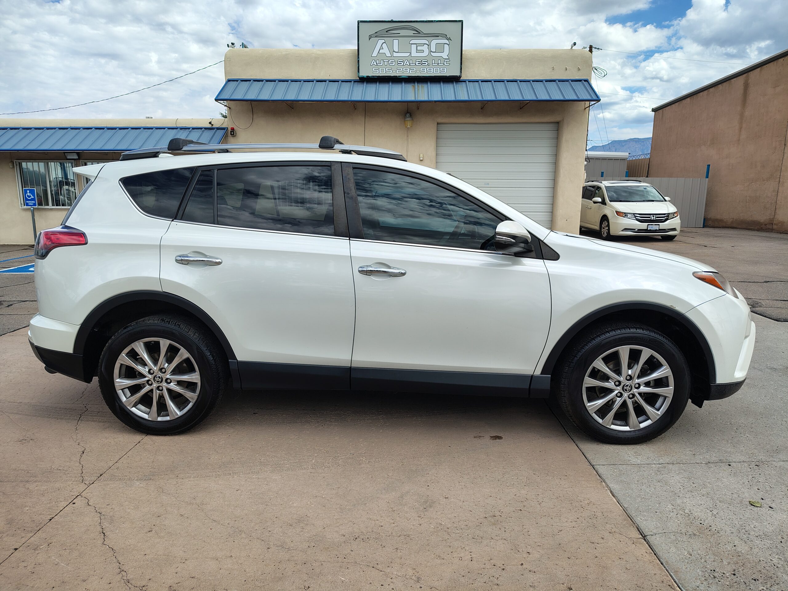 2018 Toyota RAV4 Limited Sport Utility 4D