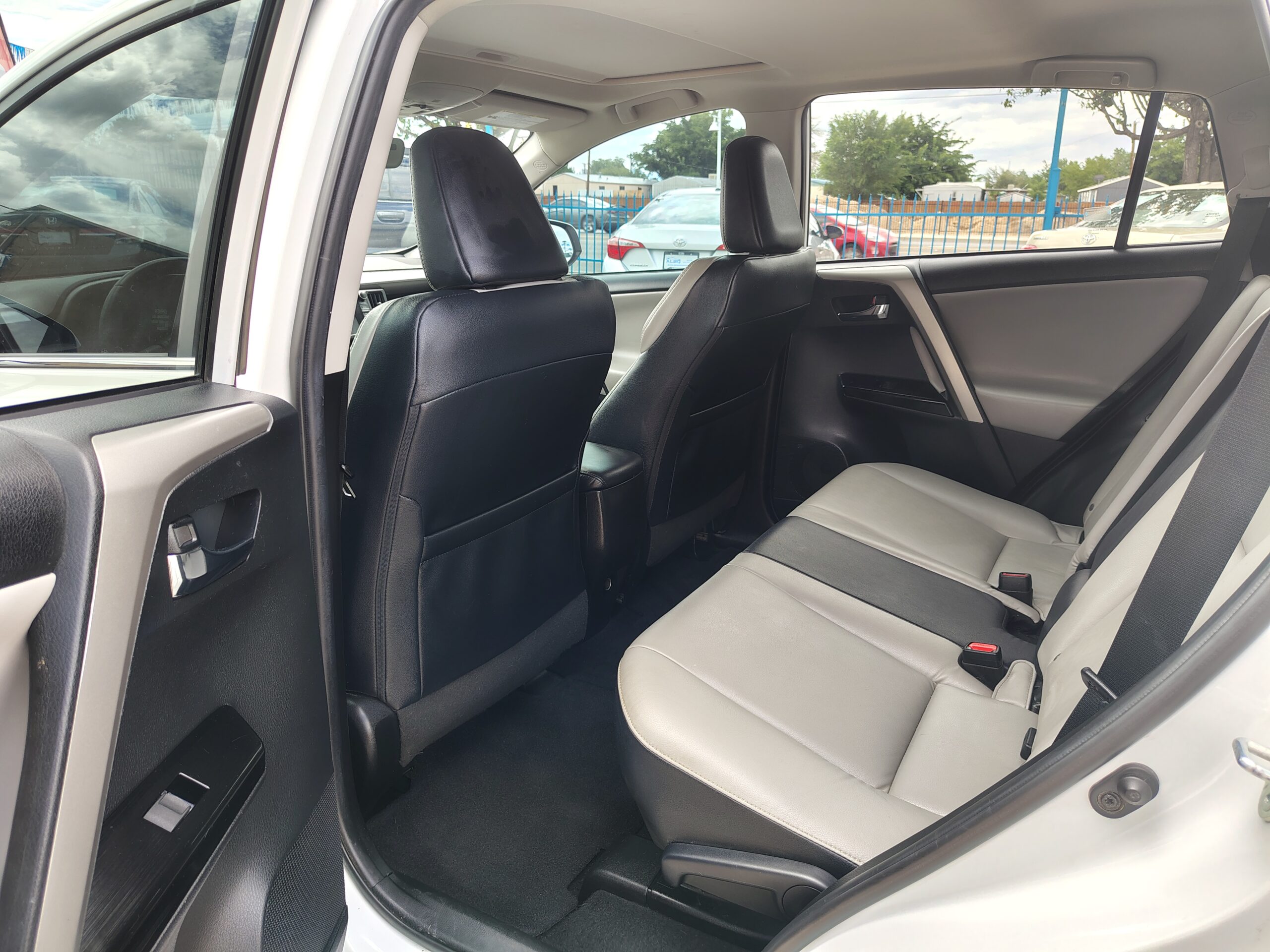 2018 Toyota RAV4 Limited Sport Utility 4D