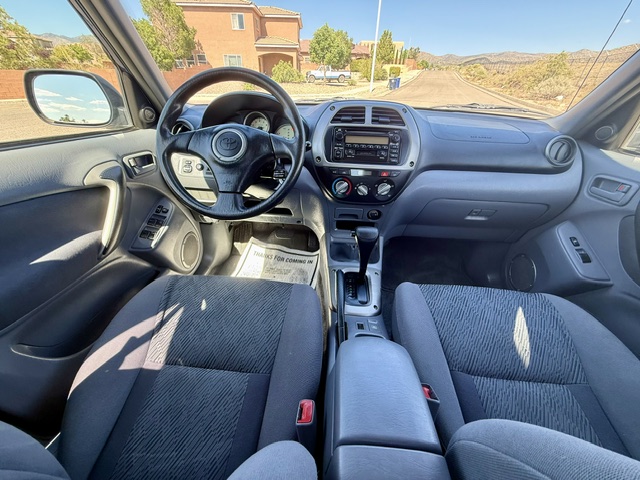 2002 Toyota RAV4 LE Sport Utility 4D