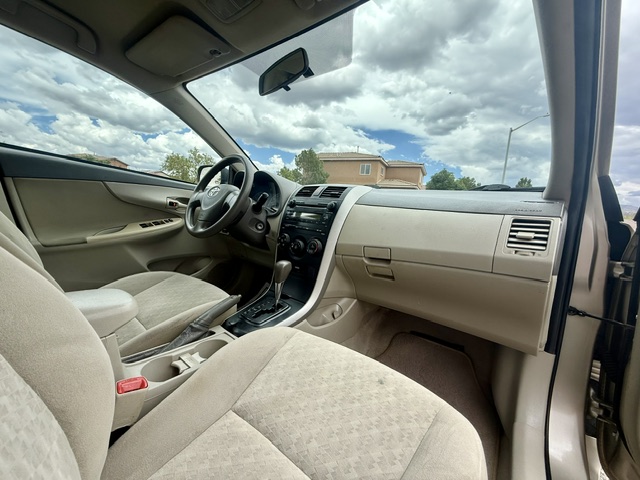 2009 Toyota Corolla LE Sedan 4D