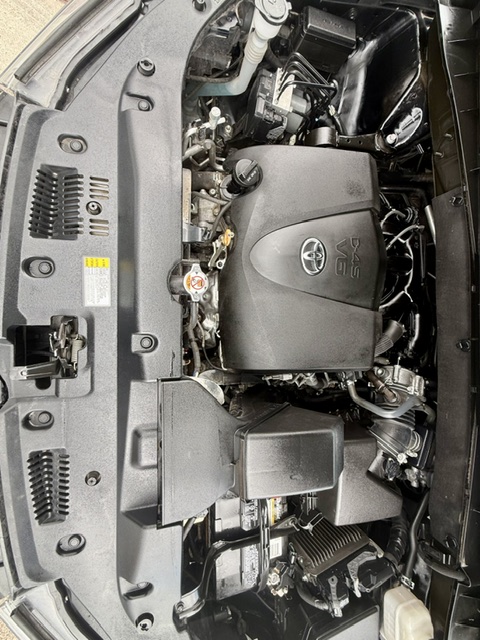 2019 Toyota Highlander SE Sport Utility 4D