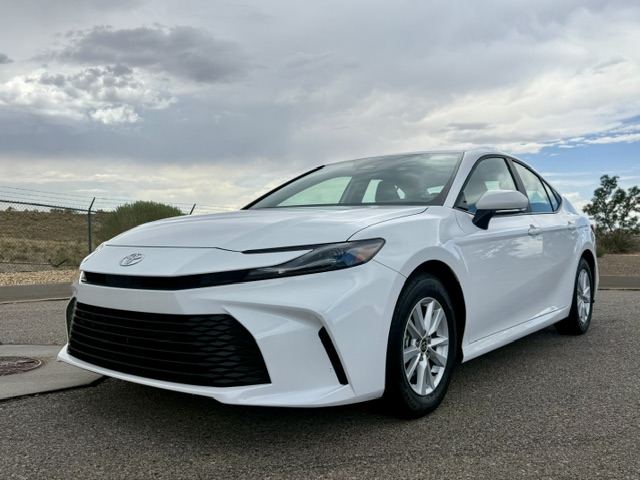 2026 Toyota Camry Hybrid LE Sedan 4D