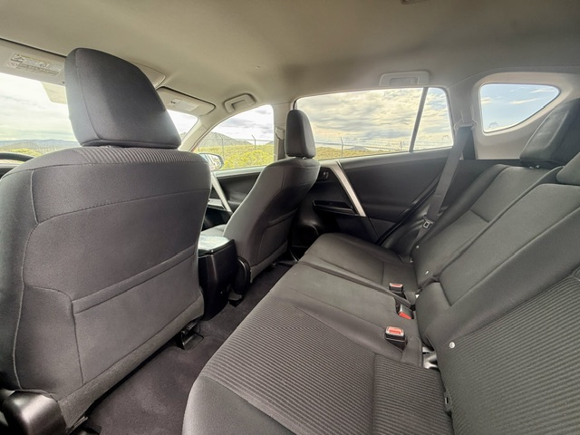 2016 Toyota RAV4 XLE Sport Utility 4D
