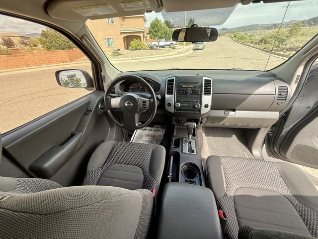 2010 Nissan Frontier King Cab SE Short Bed