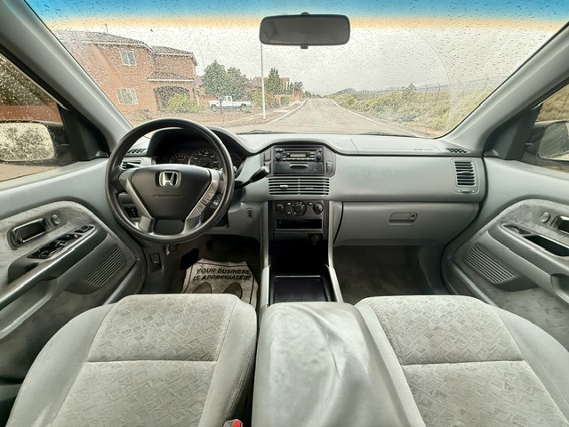 2005 Honda Pilot LX Sport Utility 4D