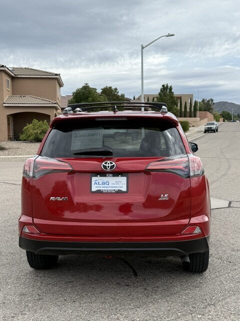 2016 Toyota RAV4 XLE Sport Utility 4D