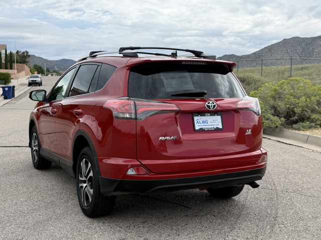 2016 Toyota RAV4 XLE Sport Utility 4D
