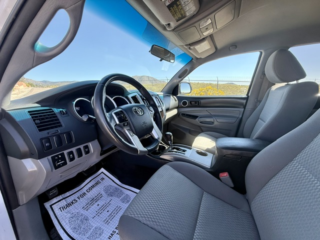 2015 Toyota Toyota Tacoma double cab SR5 Pickup 4D 6 ft