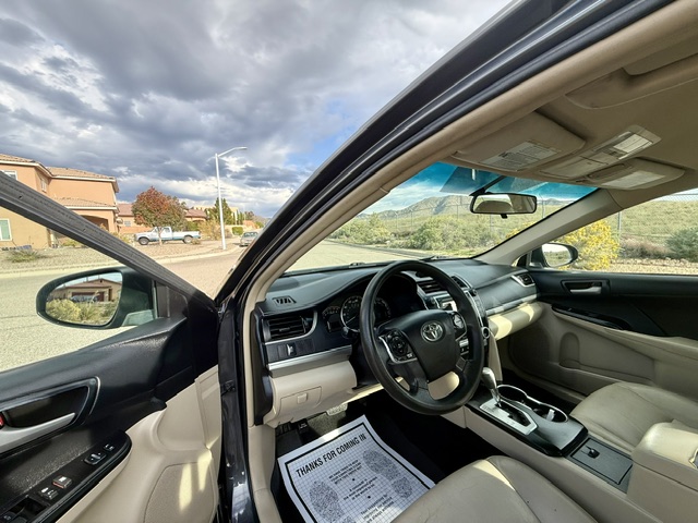 2014 Toyota camry XLE Sedan 4D