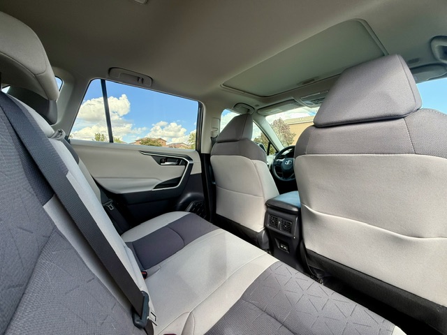 2024 Toyota RAV4 · XLE Sport Utility 4D