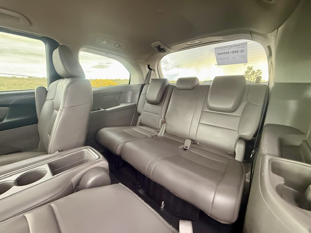 2016 Honda Odyssey EX-L w/DVD Res Minivan 4D