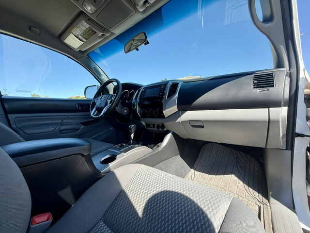 2015 Toyota Toyota Tacoma double cab SR5 Pickup 4D 6 ft