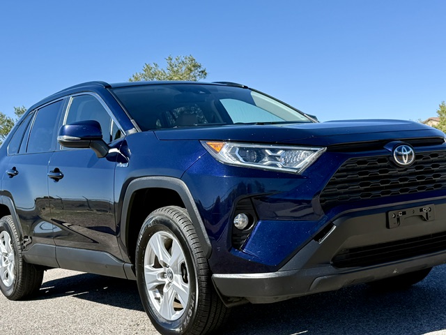 2020 Toyota RAV4 Hybrid XLE Sport Utility 4D
