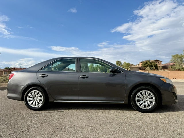 2014 Toyota camry XLE Sedan 4D