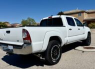 2015 Toyota Toyota Tacoma double cab SR5 Pickup 4D 6 ft