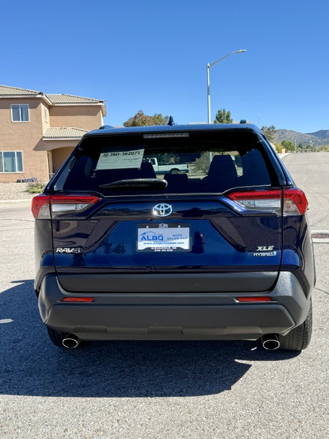 2020 Toyota RAV4 Hybrid XLE Sport Utility 4D