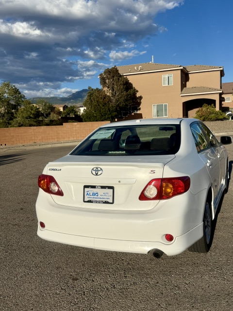 2009 Toyota Corolla S Premium Sedan 4D