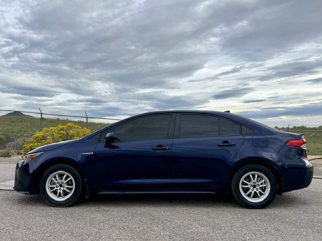 2022 Toyota Corolla Hybrid LE Sedan 4D