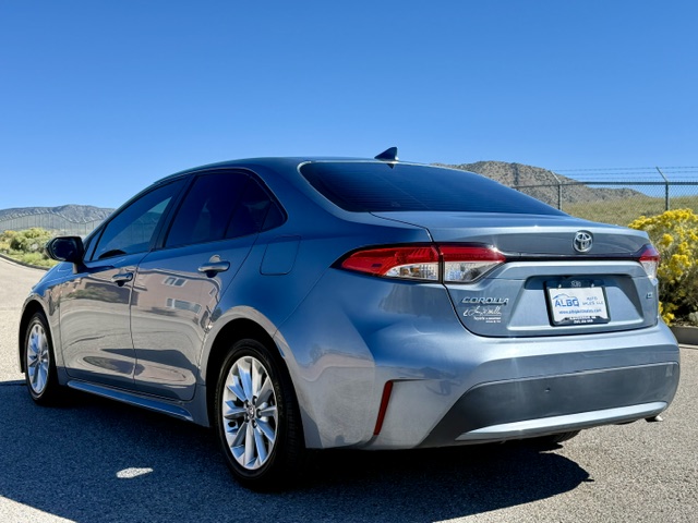 2021 Toyota Corolla LE Premium Sedan 4D