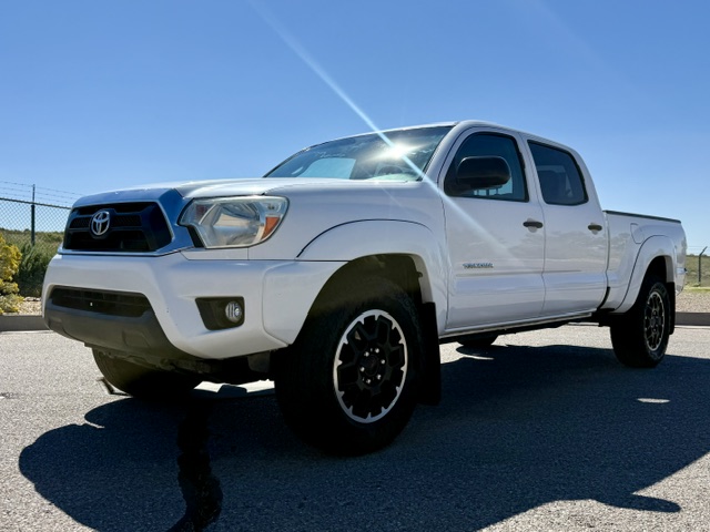2015 Toyota Toyota Tacoma double cab SR5 Pickup 4D 6 ft