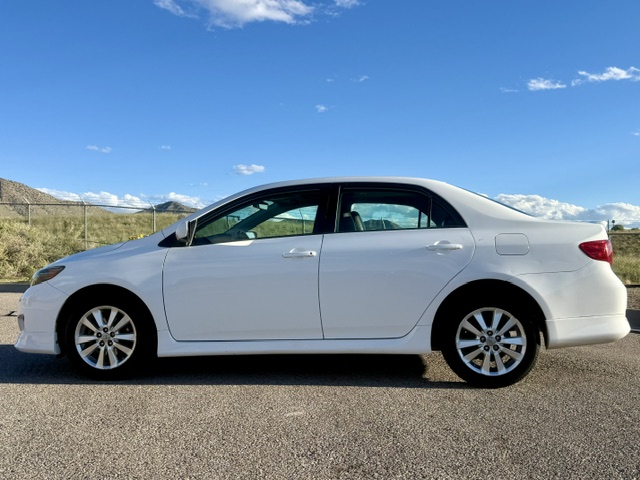 2009 Toyota Corolla S Premium Sedan 4D