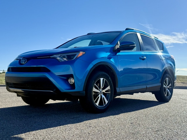 2018 Toyota RAV4 XLE Premium Sport Utility 4D