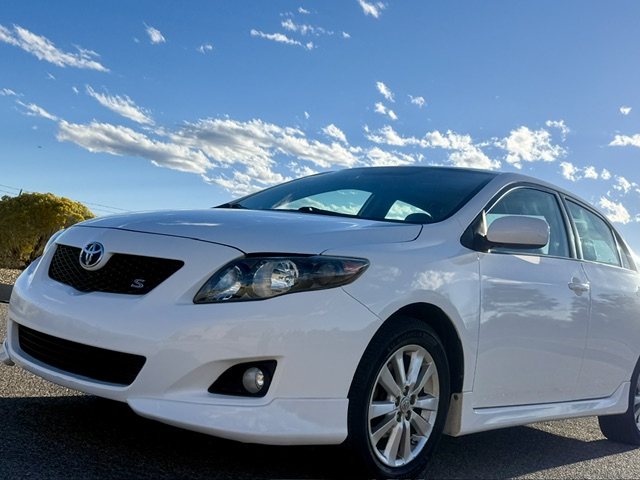 2009 Toyota Corolla S Premium Sedan 4D