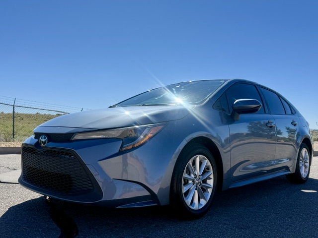 2021 Toyota Corolla LE Premium Sedan 4D