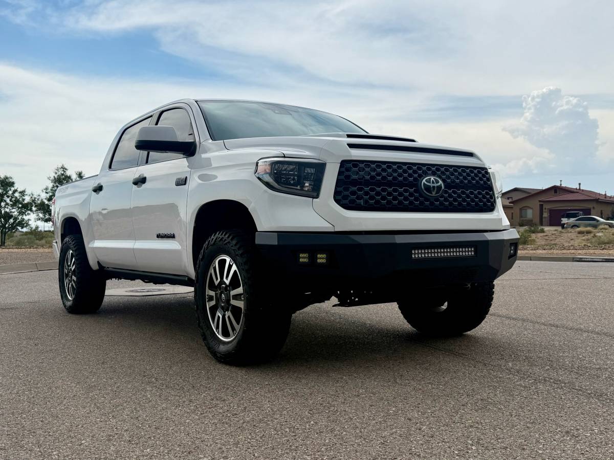 2020 Toyota Tundra TRD Off-Road Sport – Fabtech Lift – 19K Miles – One Owner