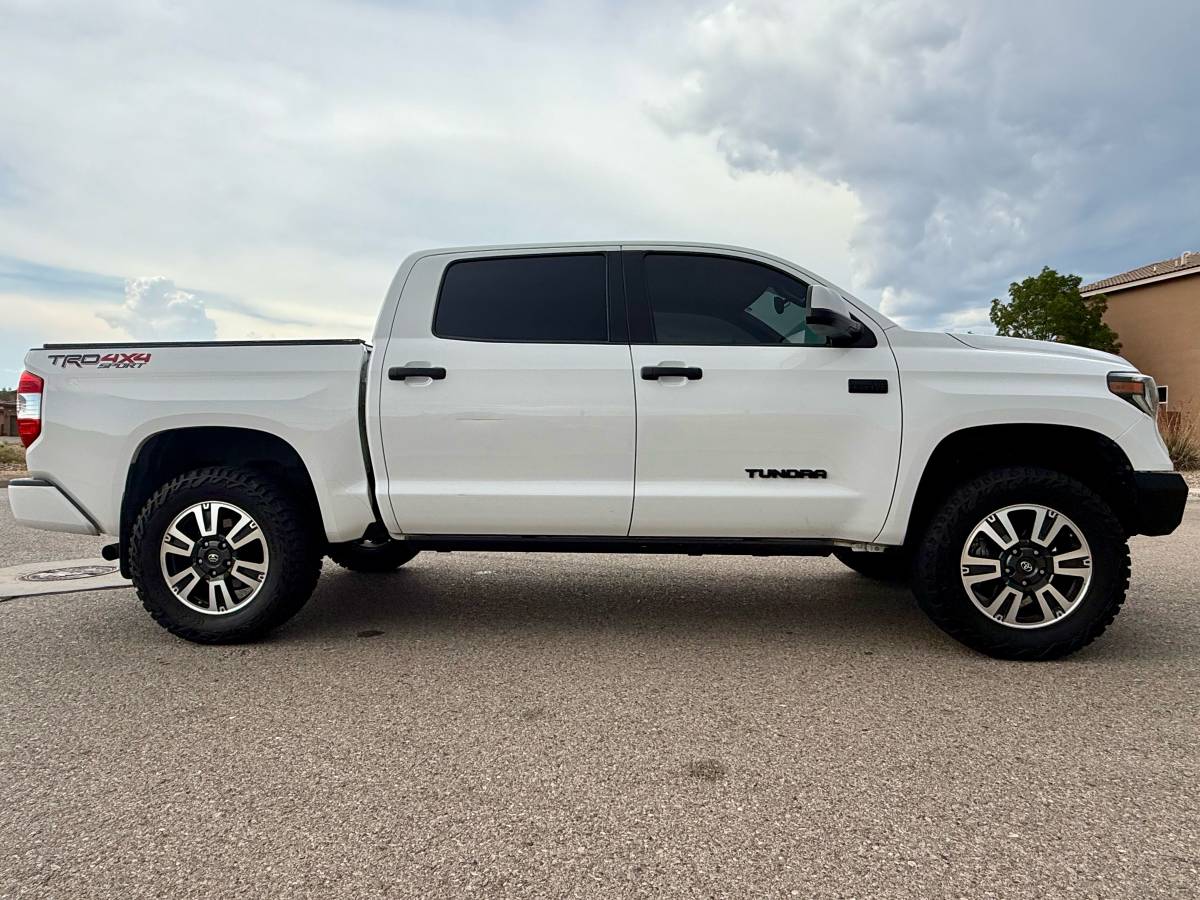 2020 Toyota Tundra TRD Off-Road Sport – Fabtech Lift – 19K Miles – One Owner