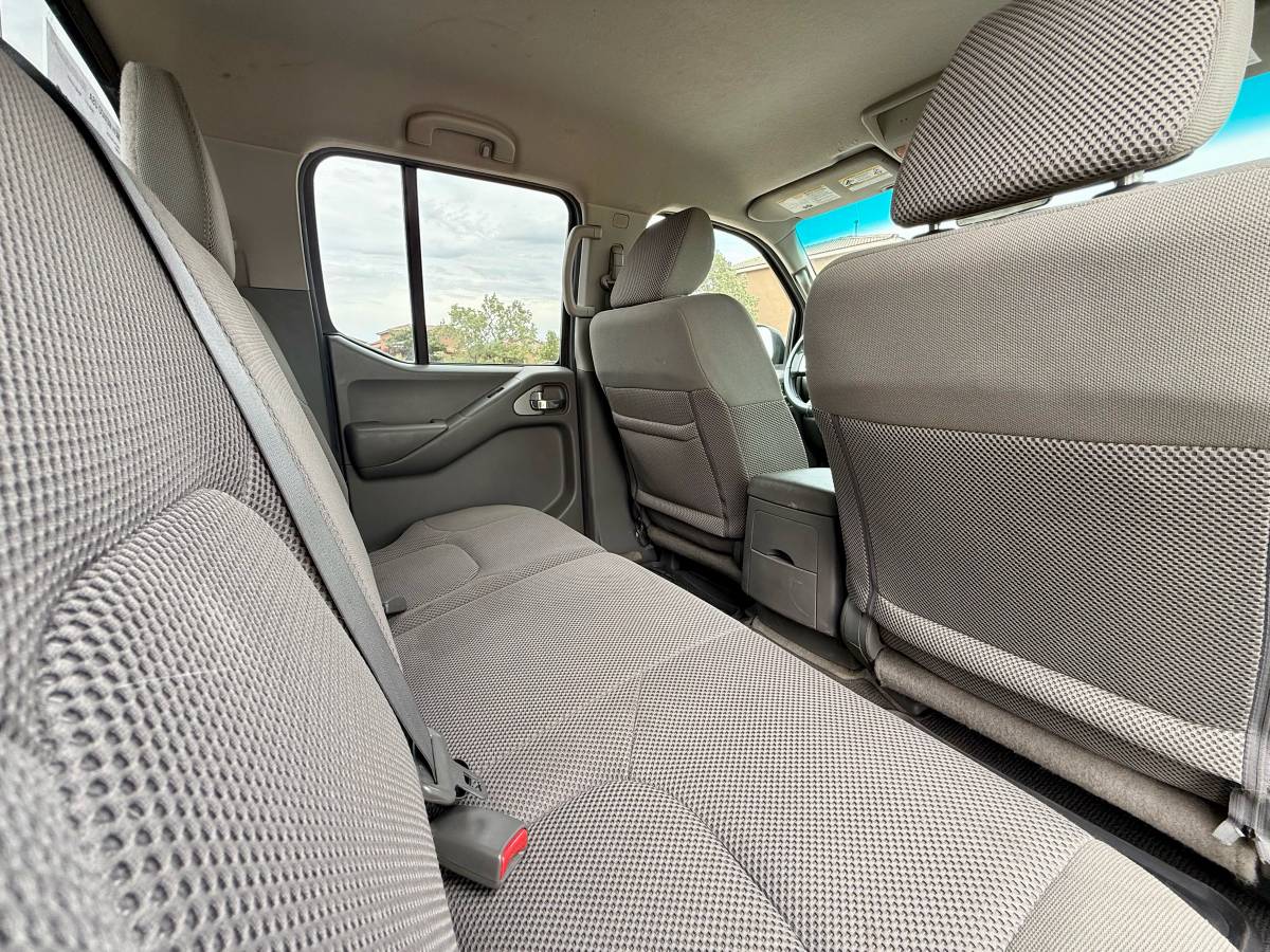 2015 Nissan Frontier SV 4×4 King Cab – Clean Title – Dealer Maintained – 113k Miles – NM Local Truck