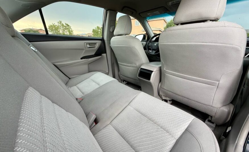 2016 Toyota Camry LE