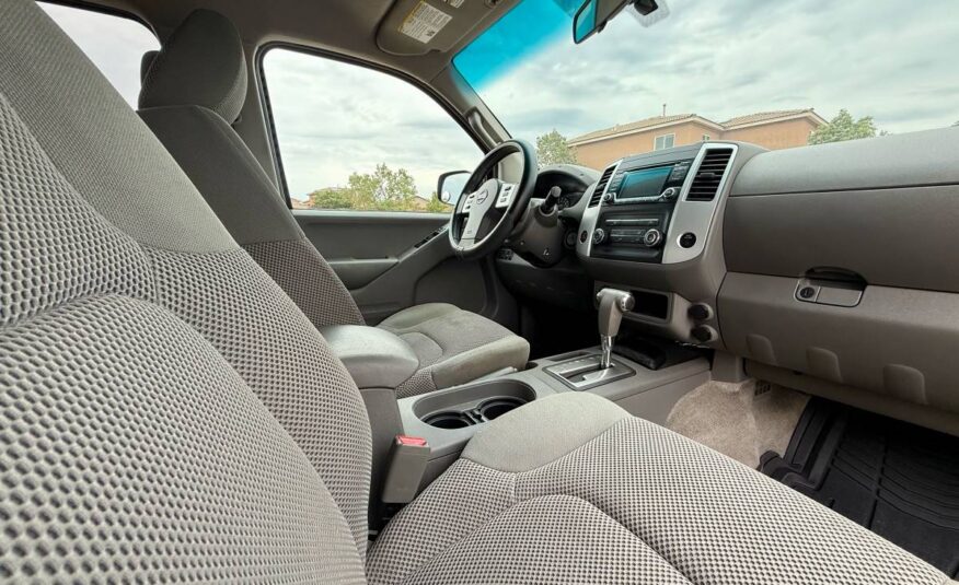 2015 Nissan Frontier SV 4×4 King Cab – Clean Title – Dealer Maintained – 113k Miles – NM Local Truck