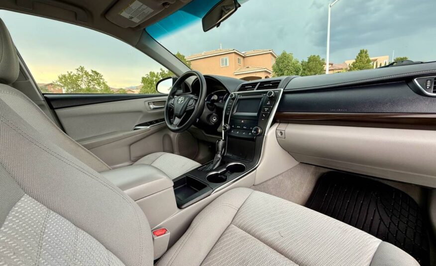 2016 Toyota Camry LE