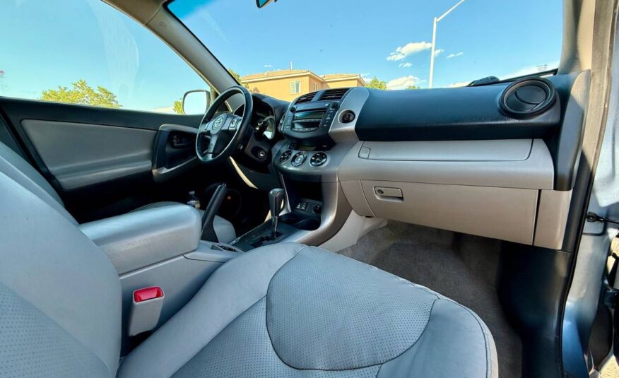 2008 Toyota RAV4 Limited FWD – V6 – Leather – Moonroof – JBL Sound