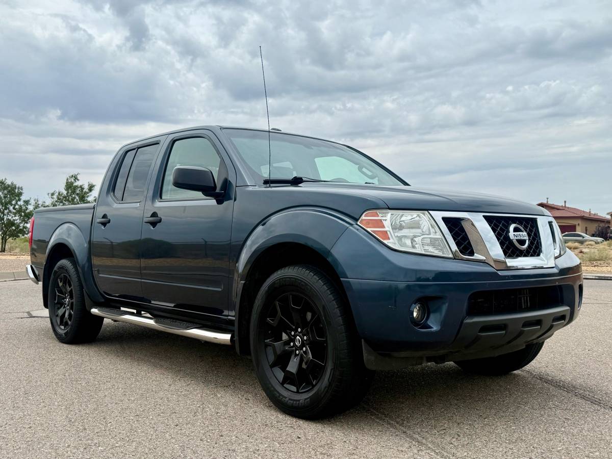2015 Nissan Frontier SV 4×4 King Cab – Clean Title – Dealer Maintained – 113k Miles – NM Local Truck