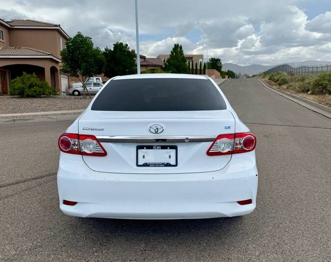 2012 Toyota Corolla LE – Clean Title – 141K Miles – Reliable & Efficient