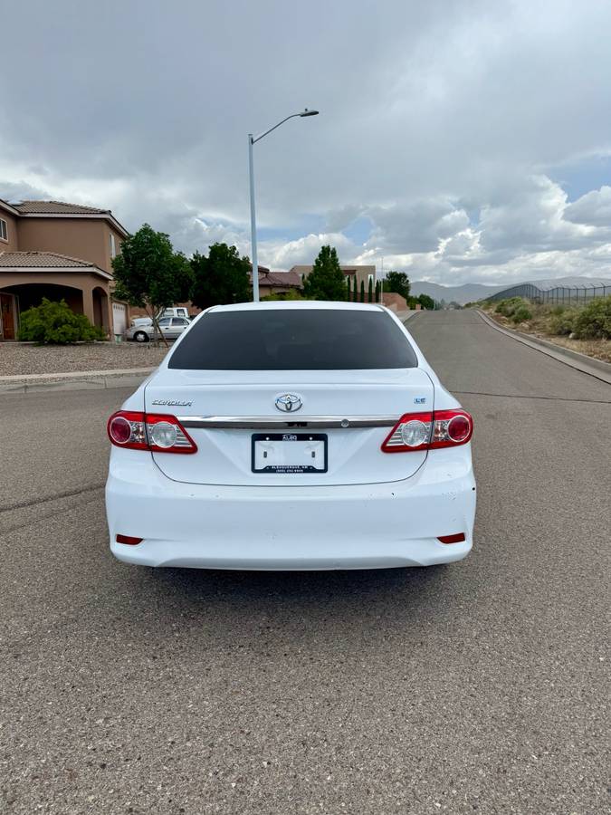 2012 Toyota Corolla LE – Clean Title – 141K Miles – Reliable & Efficient