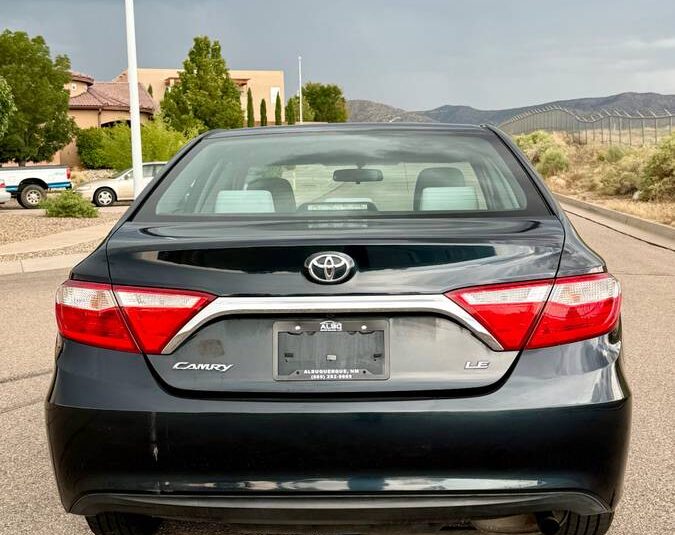 2016 Toyota Camry LE