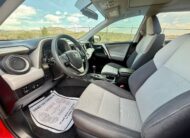 2015 Toyota RAV4 XLE AWD – Clean Title, Sunroof, Drives Great!