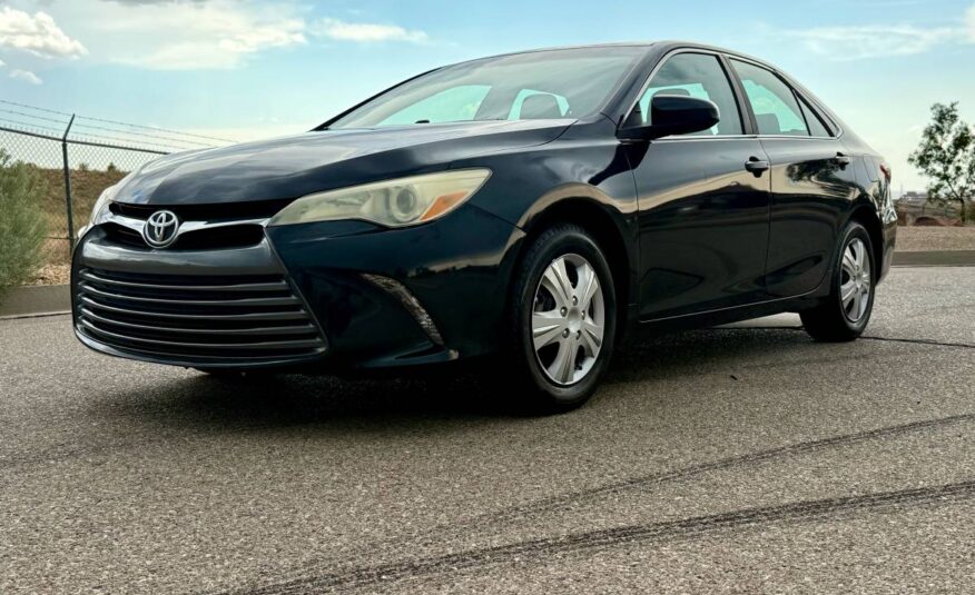 2016 Toyota Camry LE