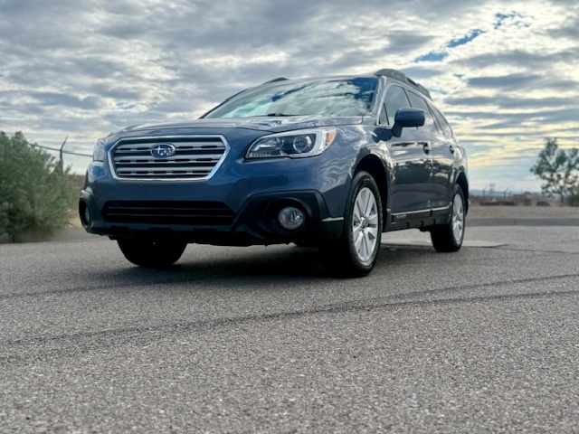 2015 Subaru Outback 2.5i Premium Wagon 4D