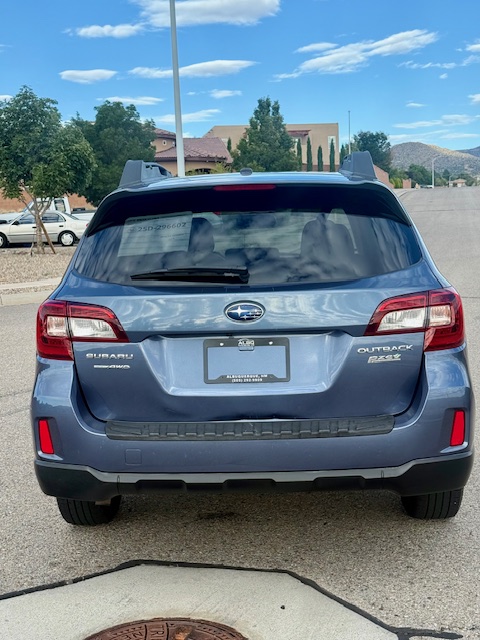 2015 Subaru Outback 2.5i Premium Wagon 4D