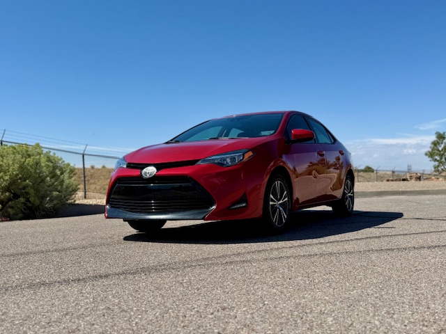 2018 Toyota Corolla LE Premium Sedan 4D