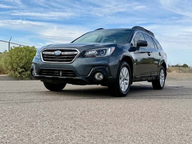 2018 Subaru Outback 2.5i Premium Wagon 4D