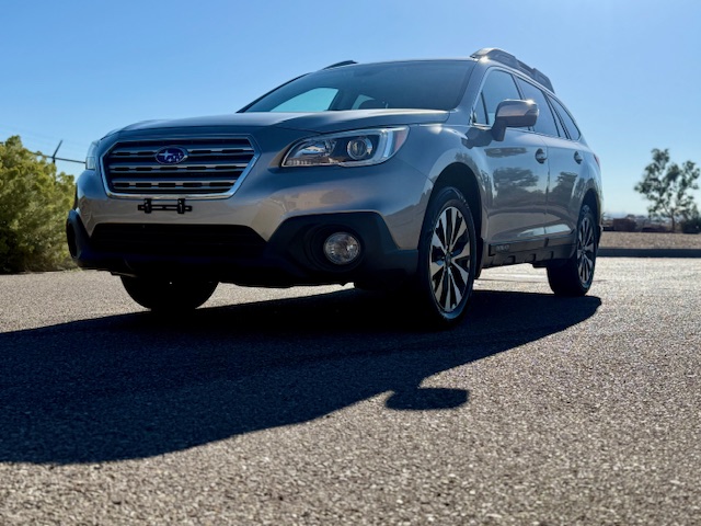 2017 Subaru Outback 2.5i Limited Wagon 4D